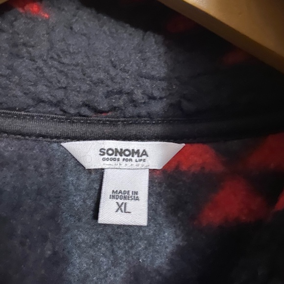 Sonoma Black and Red Geometric quarter Zip Sherpa - Picture 2 of 4
